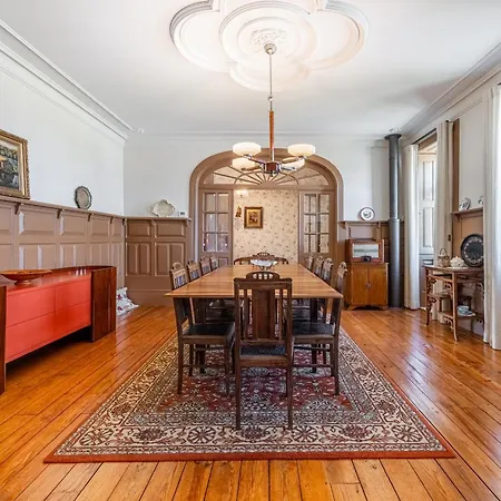 Villa 326 *